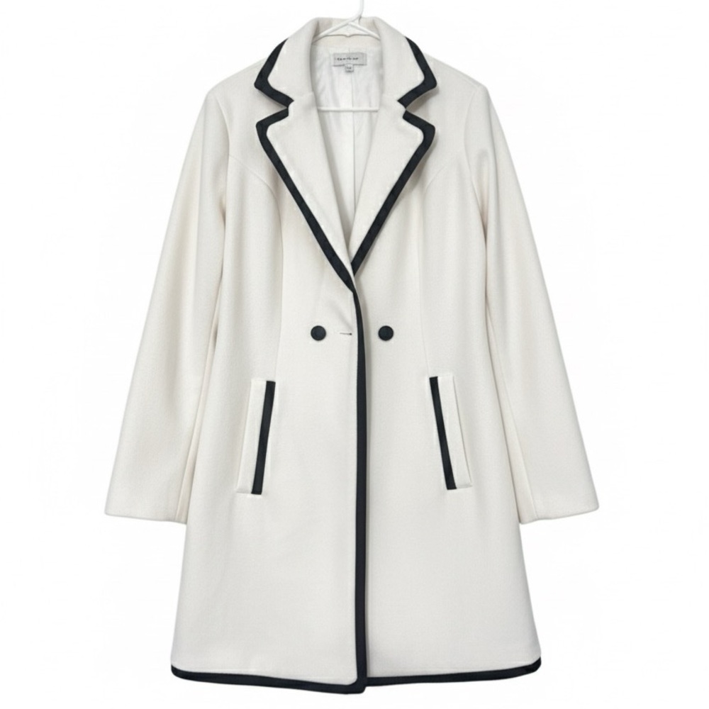 Love Tree Cream jacket black trim holiday wear cold weather office wear fall S